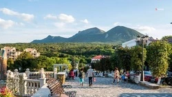 Курорты КМВ продолжат благоустраивать за счёт средств курортного сбора — губернатор Владимиров